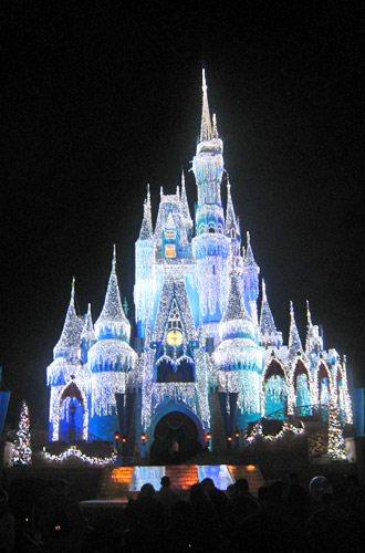 magic kingdom castle at night. Disney#39;s Magic Kingdom: Castle