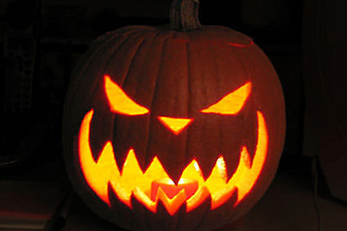 My scary pumpkin in the dark!