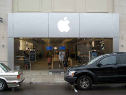 Apple Store Bayshore Town Center