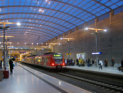 Köln-Bonn Station