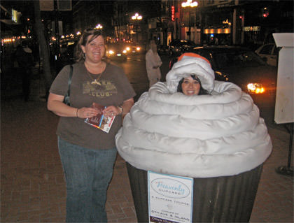 GIANT TALKING CUPCAKE!!!