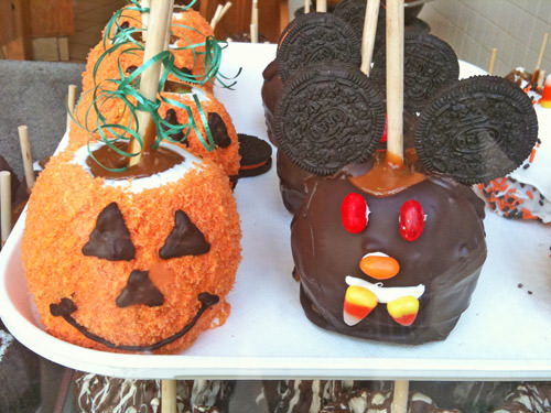 Halloween Caramel Apples