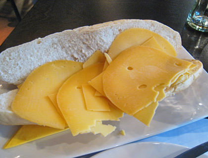 Old Cheese Sandwich