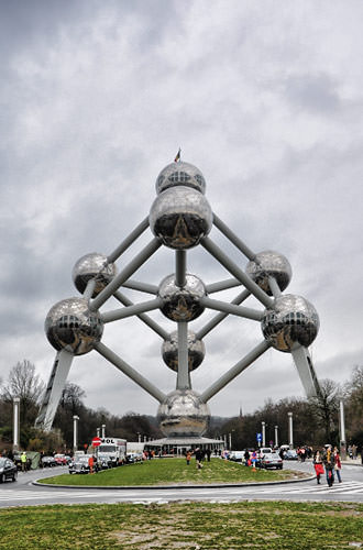 Atomium Outside