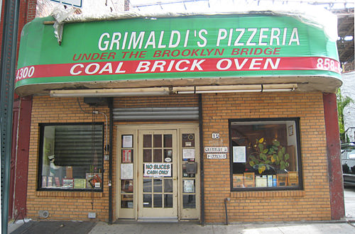 Grimaldi Pizza in Brooklyn
