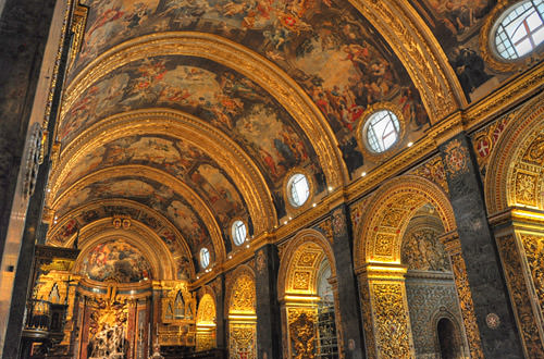 Inside Valletta Church