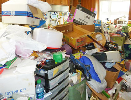 Hoarders Horror!