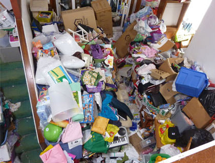 Hoarders Horror!