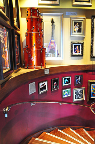 Hard Rock Cafe Fiji Staircase