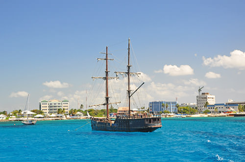 Caribbean Sea Pirate Ship