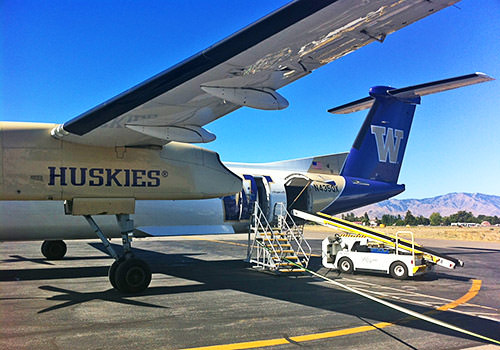 Huskies Plane