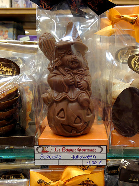 Sorciere Halloween in Belgian Chocolate!