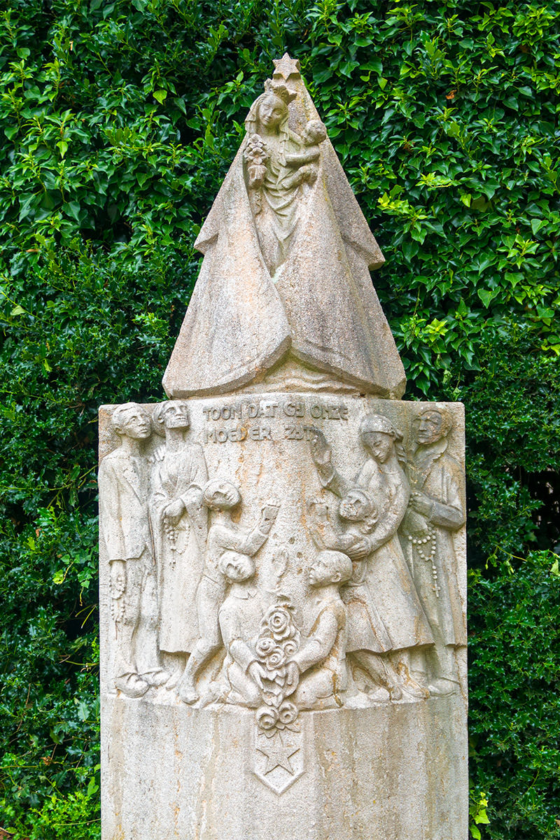 Bidweg Monument Maastricht