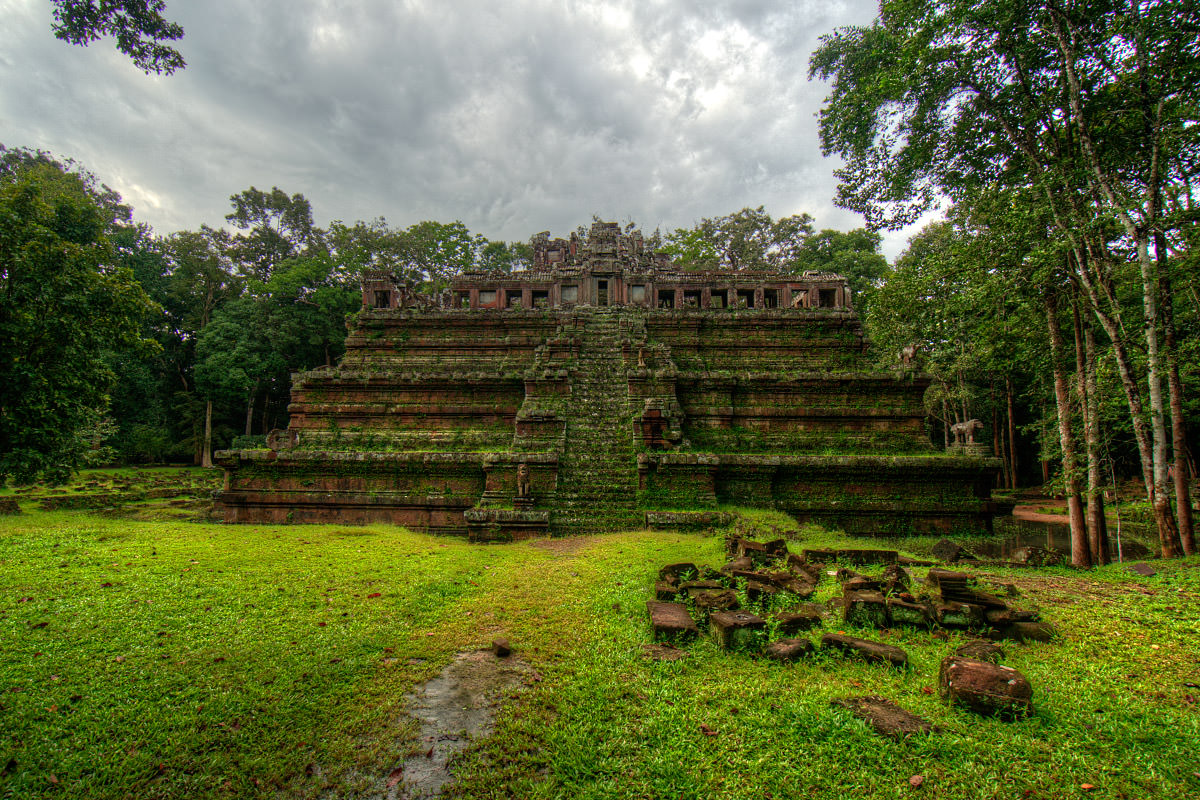 Baphoun Temple