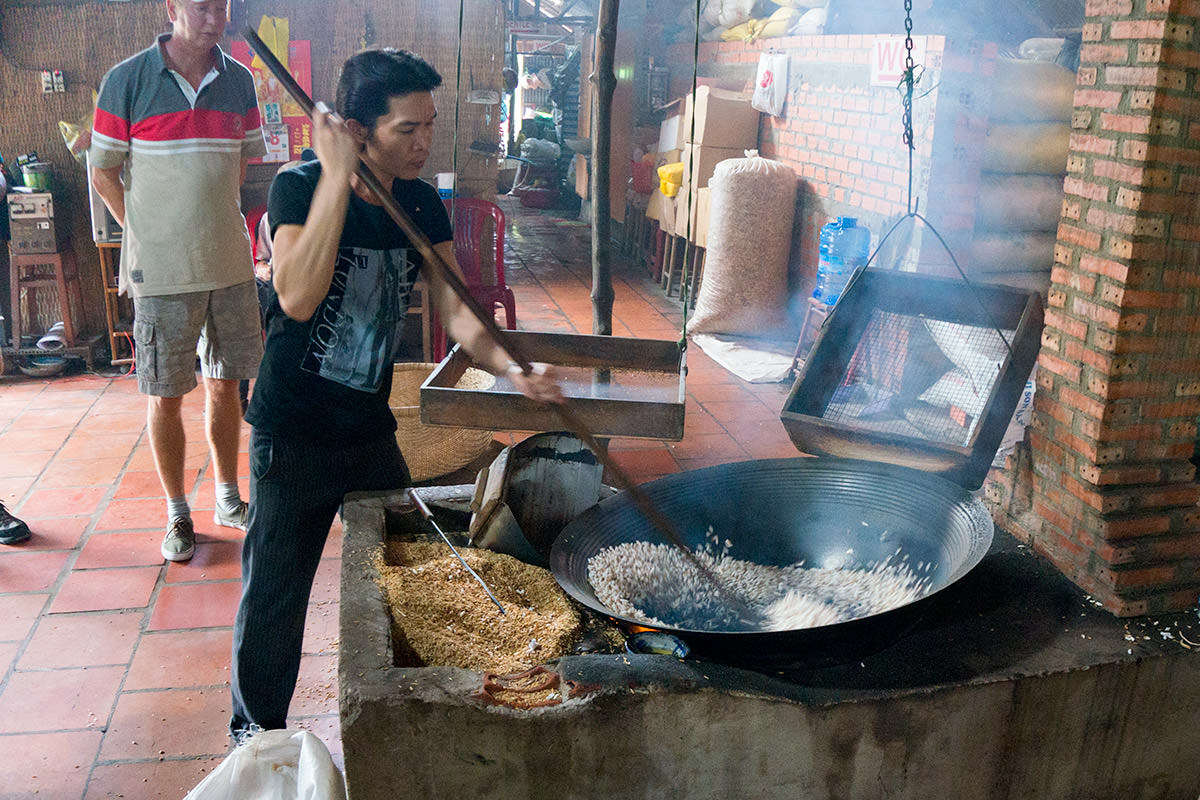 Mekong Popped Rice Making