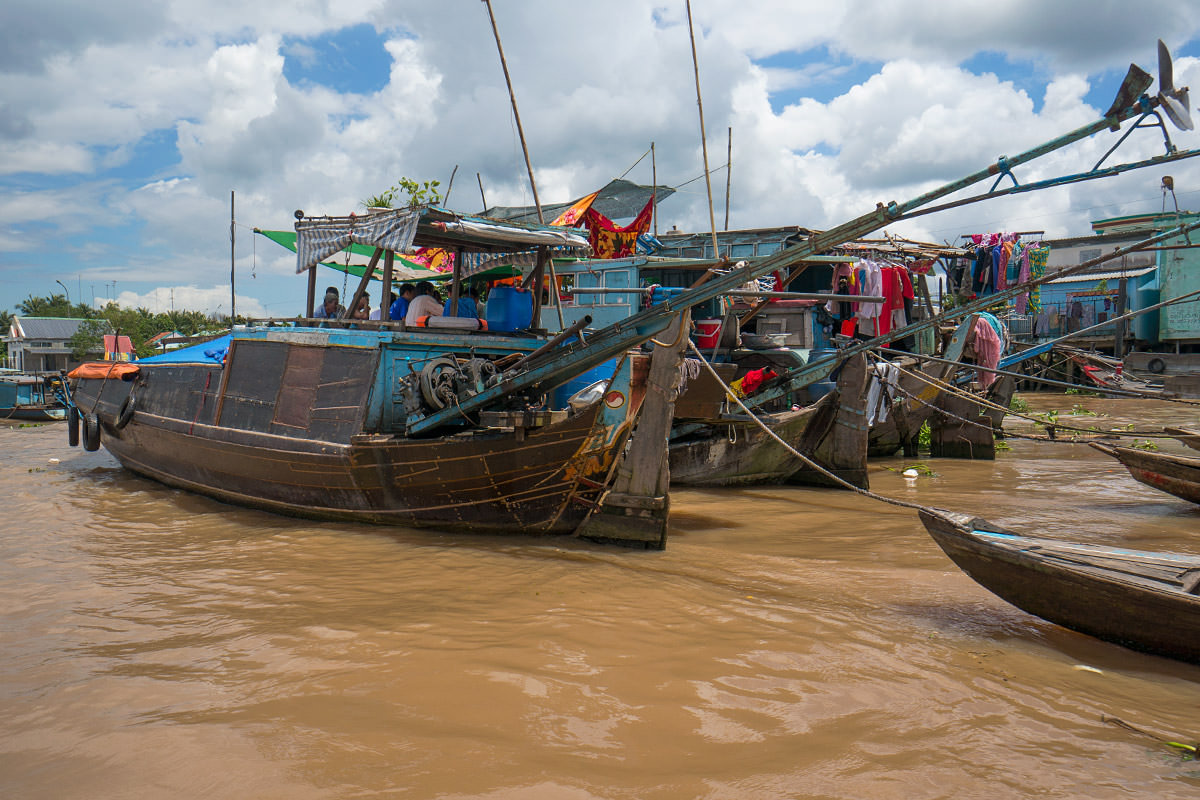 Mekong Houseboats