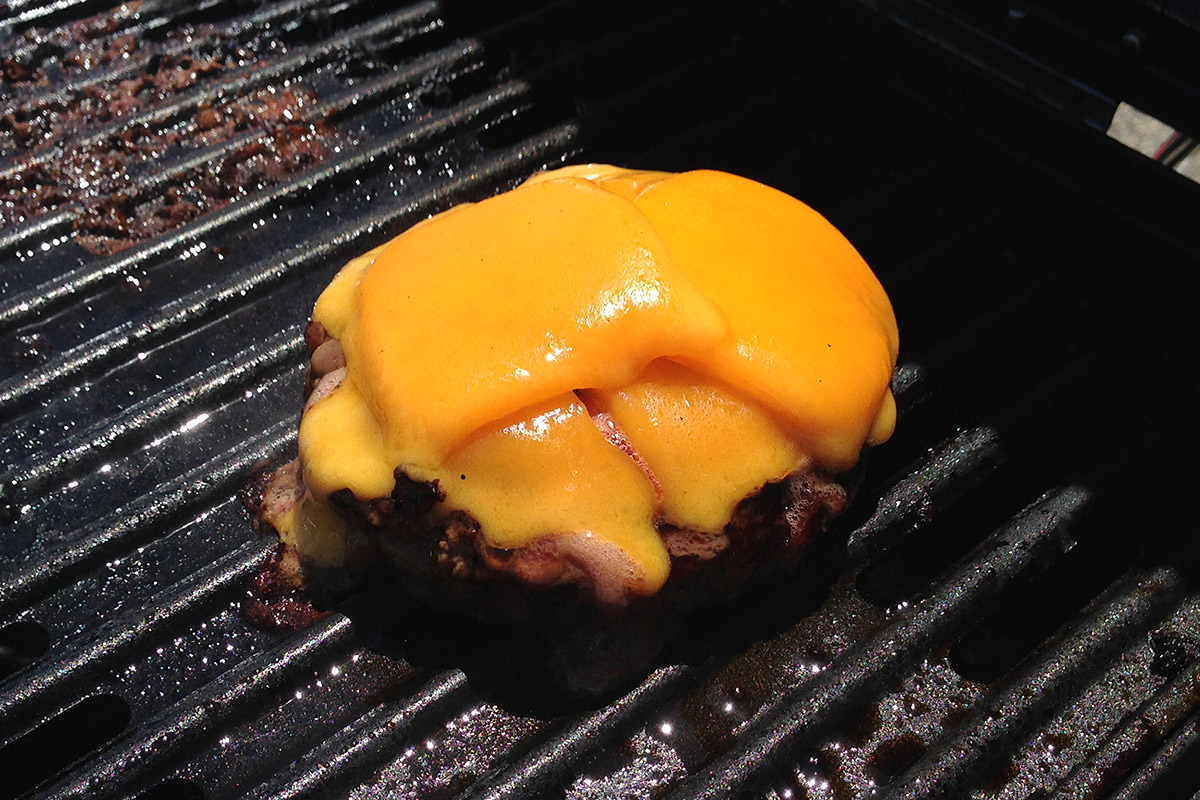 A Pittsburgh Cheeseburger