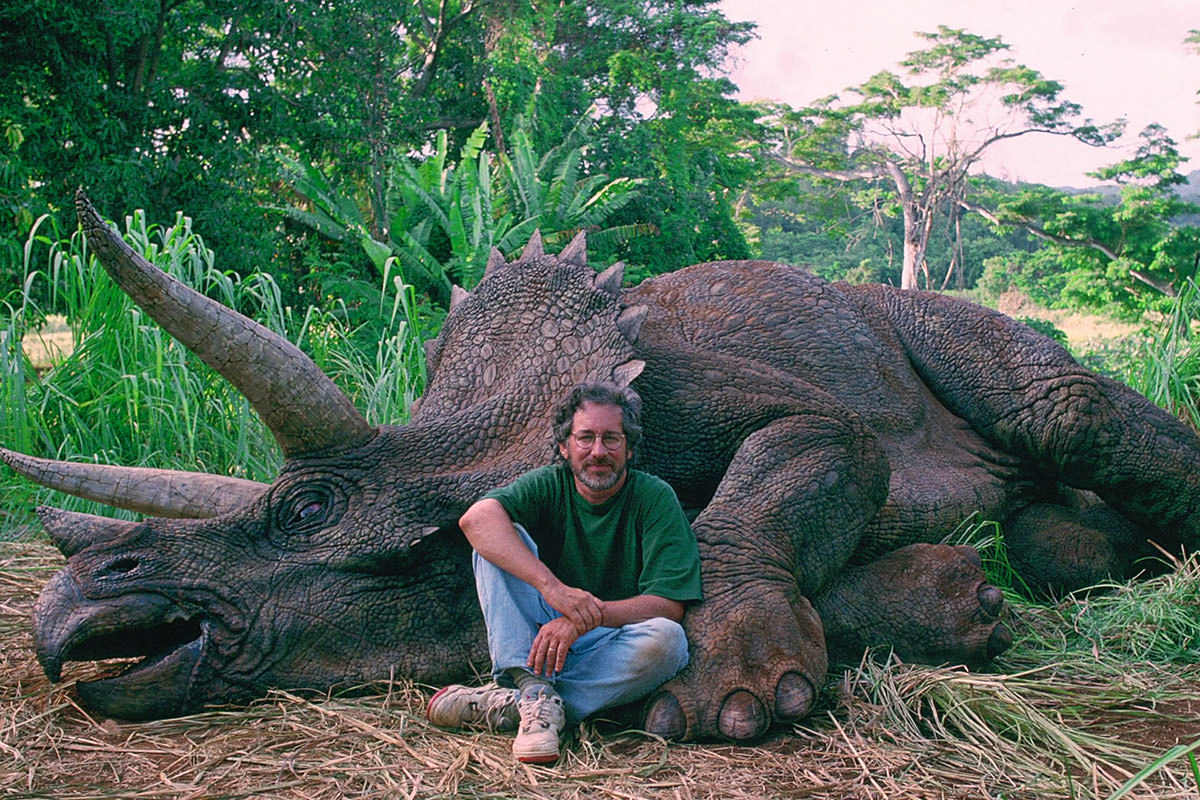 Steven Spielberg, Dinosaur Hunter