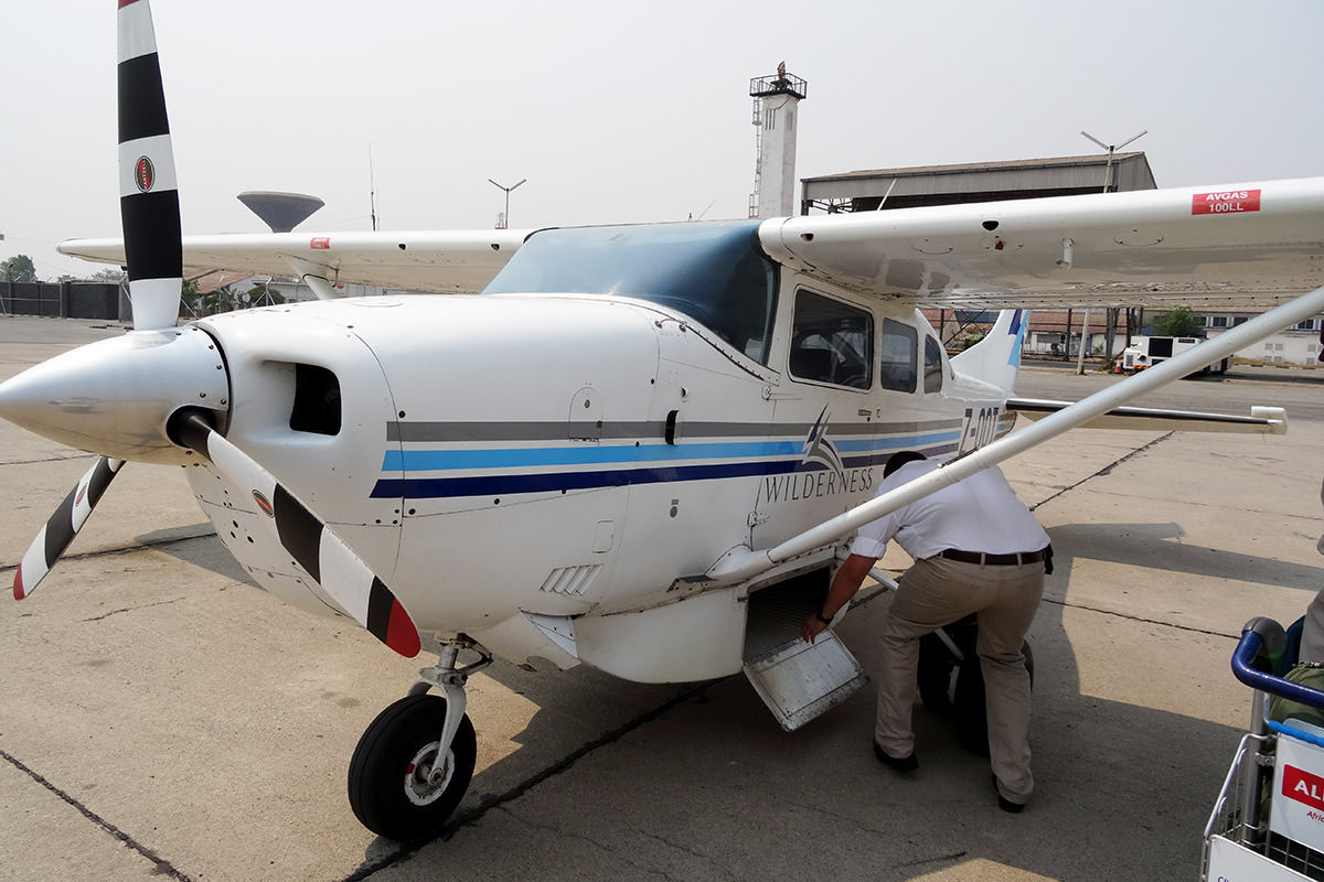 Flight from Harare to Mana Pools