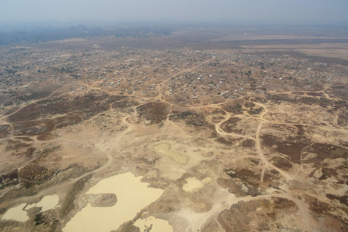 Flight from Harare to Mana Pools