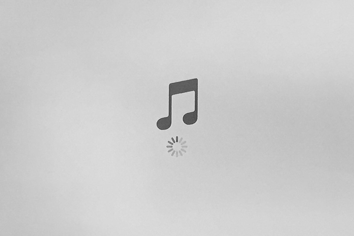 Apple iTunes Streaming Sucks Shit Through a Tube!