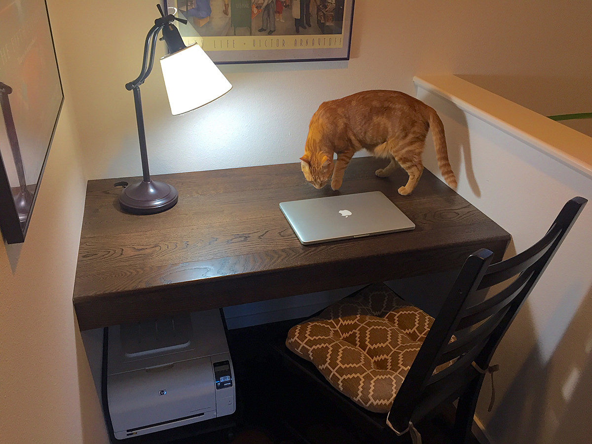 Built-In Nook Desk