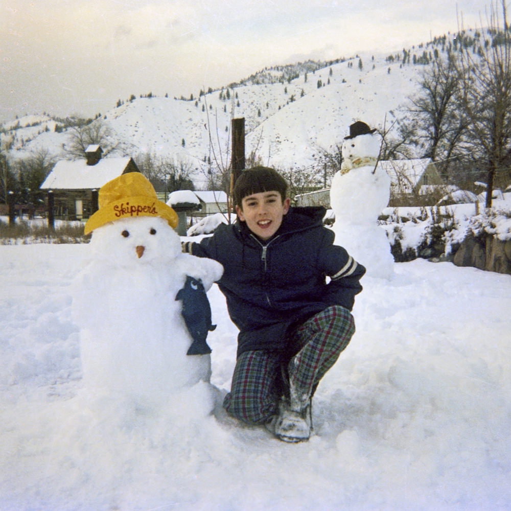 Young Dave Builds a Snowman