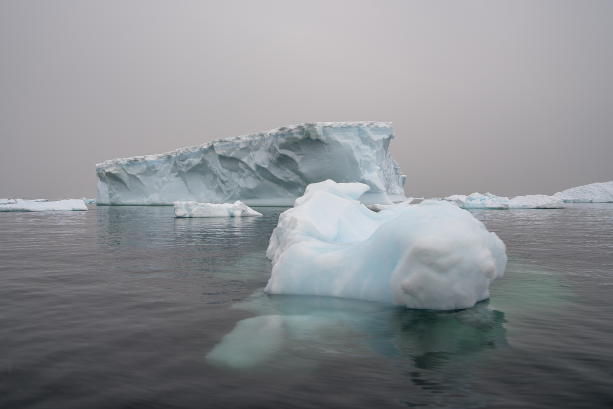 Glacier Icebergs