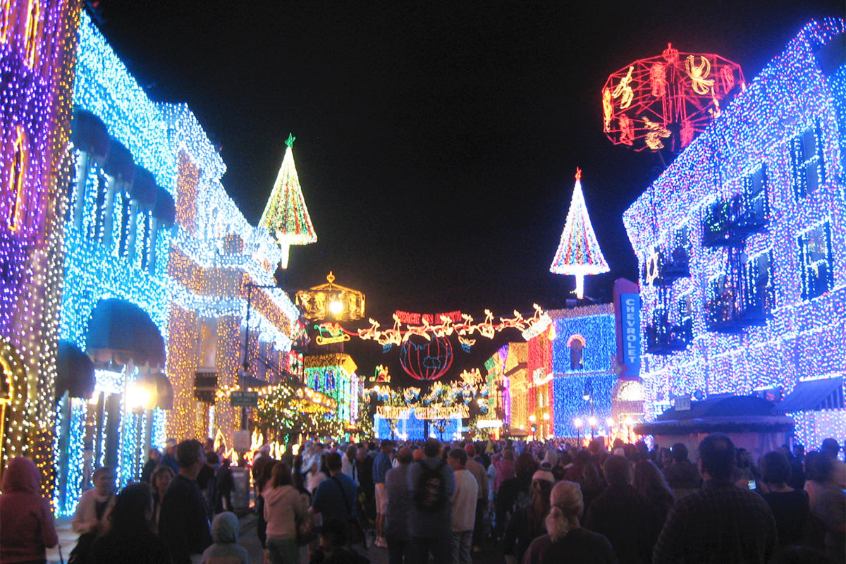 The Osborne Family Spectacle of Dancing Lights