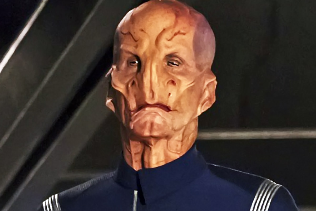 Doug Jones as Saru Star Trek Discovery