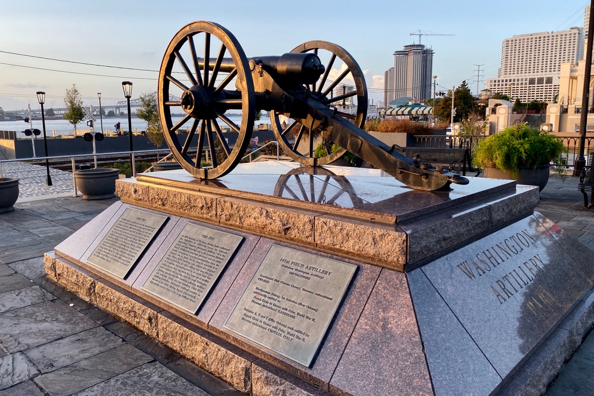 An artillery canon monument from the standard camera lens.