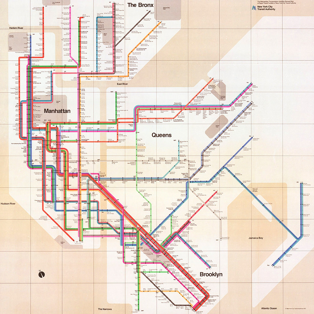 New York City subway map by Vignelli.