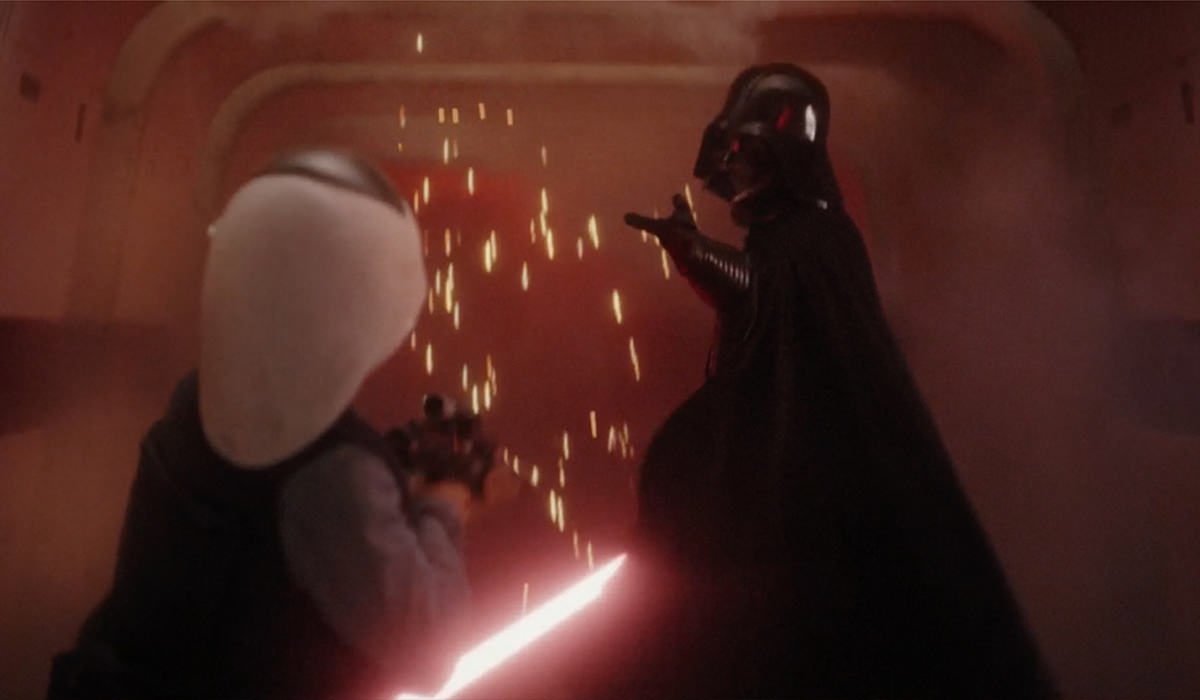 Darth Vader destorying his enemies!