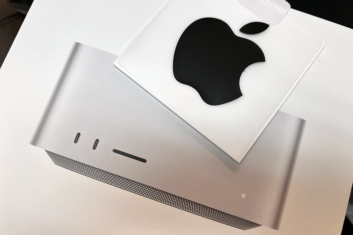 The black Apple sticker that came with my Mac Studio.