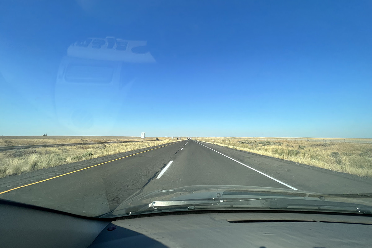 Boring open road in the Great Basin of Washington State