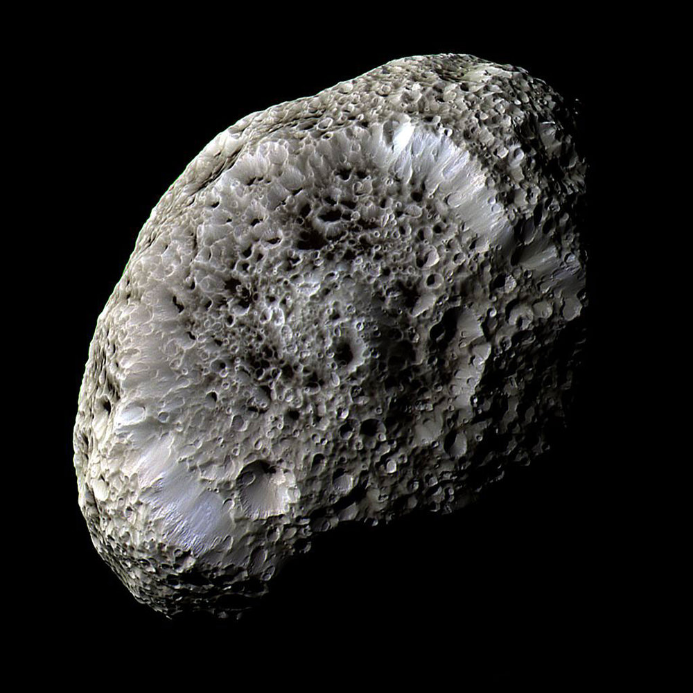 The amazing moon Hyperion