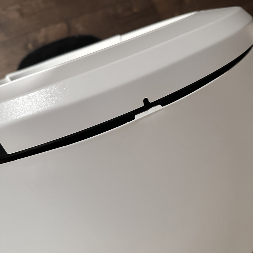 Bonnet hood won't stay latched.