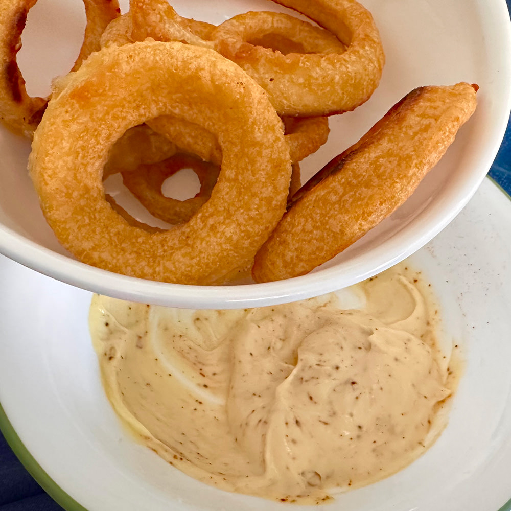 Onion rings and awesome sauce!