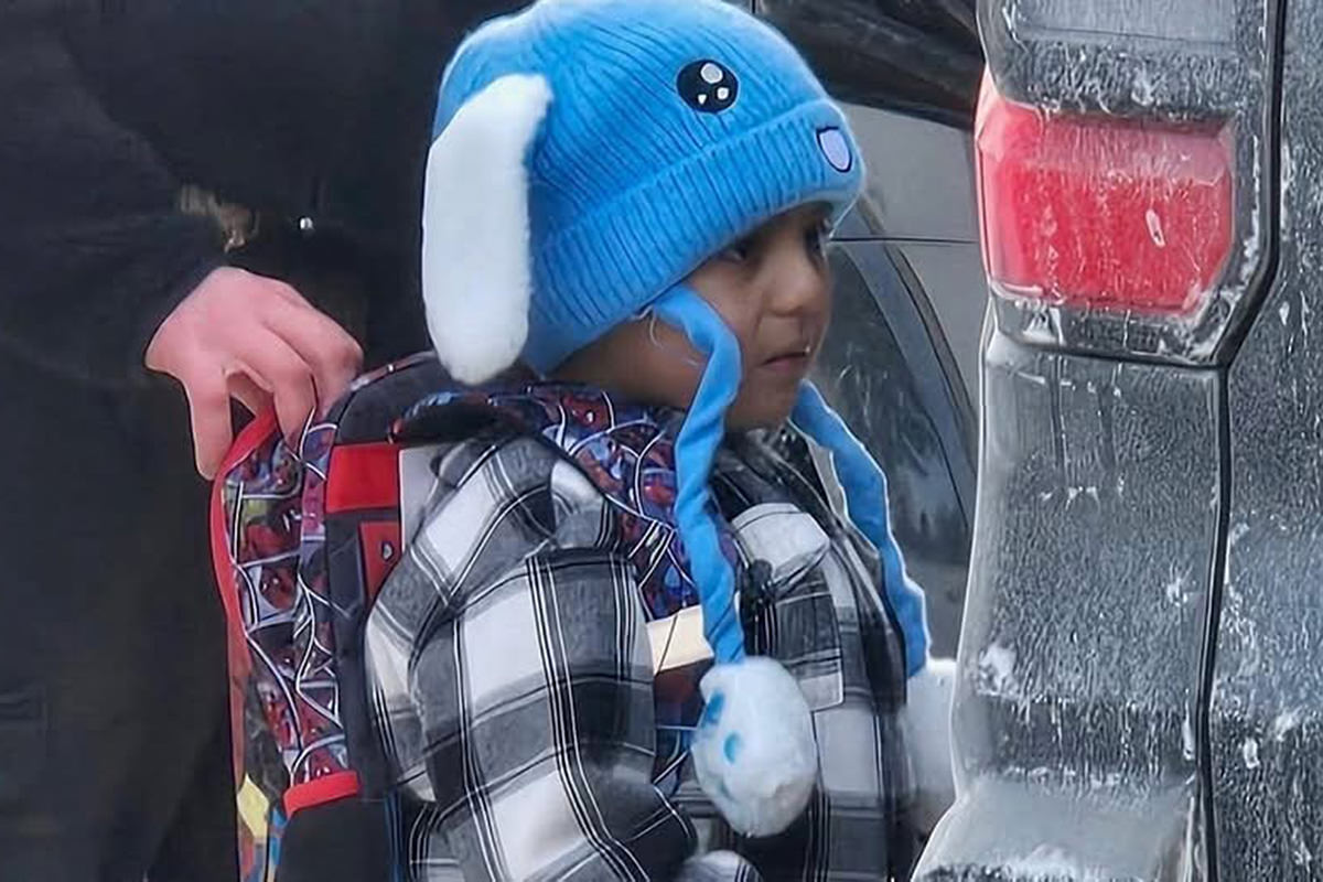 Scared 5 year old who was detained.