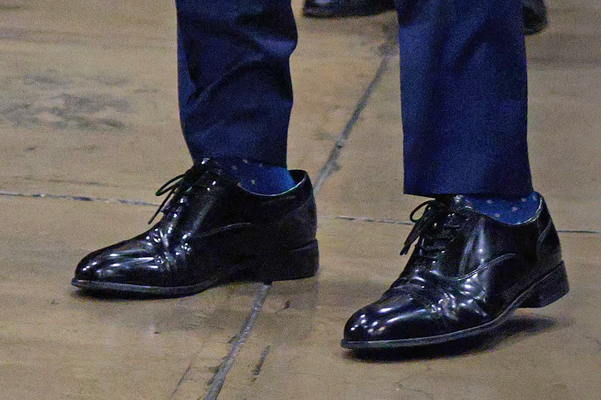 Recovering sliced finger.