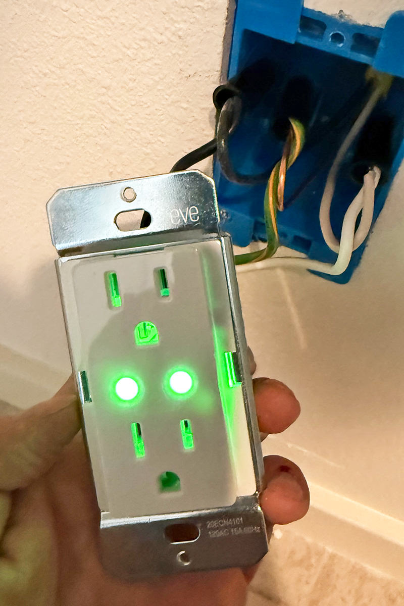 The Power Outlet is wired up!